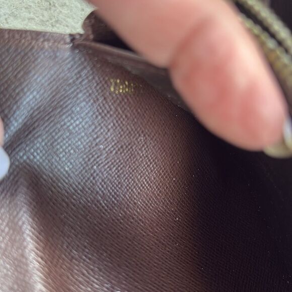 Vintage Louis Vuitton Mini Lin Sarah wallet - Picture 11 of 14